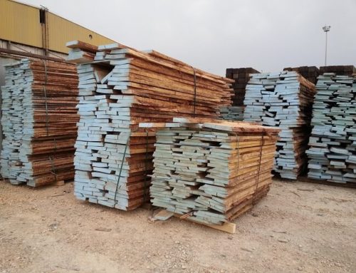 unedged oak lumber