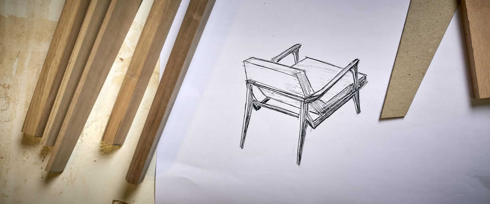 עיצוב של כסא אגוז